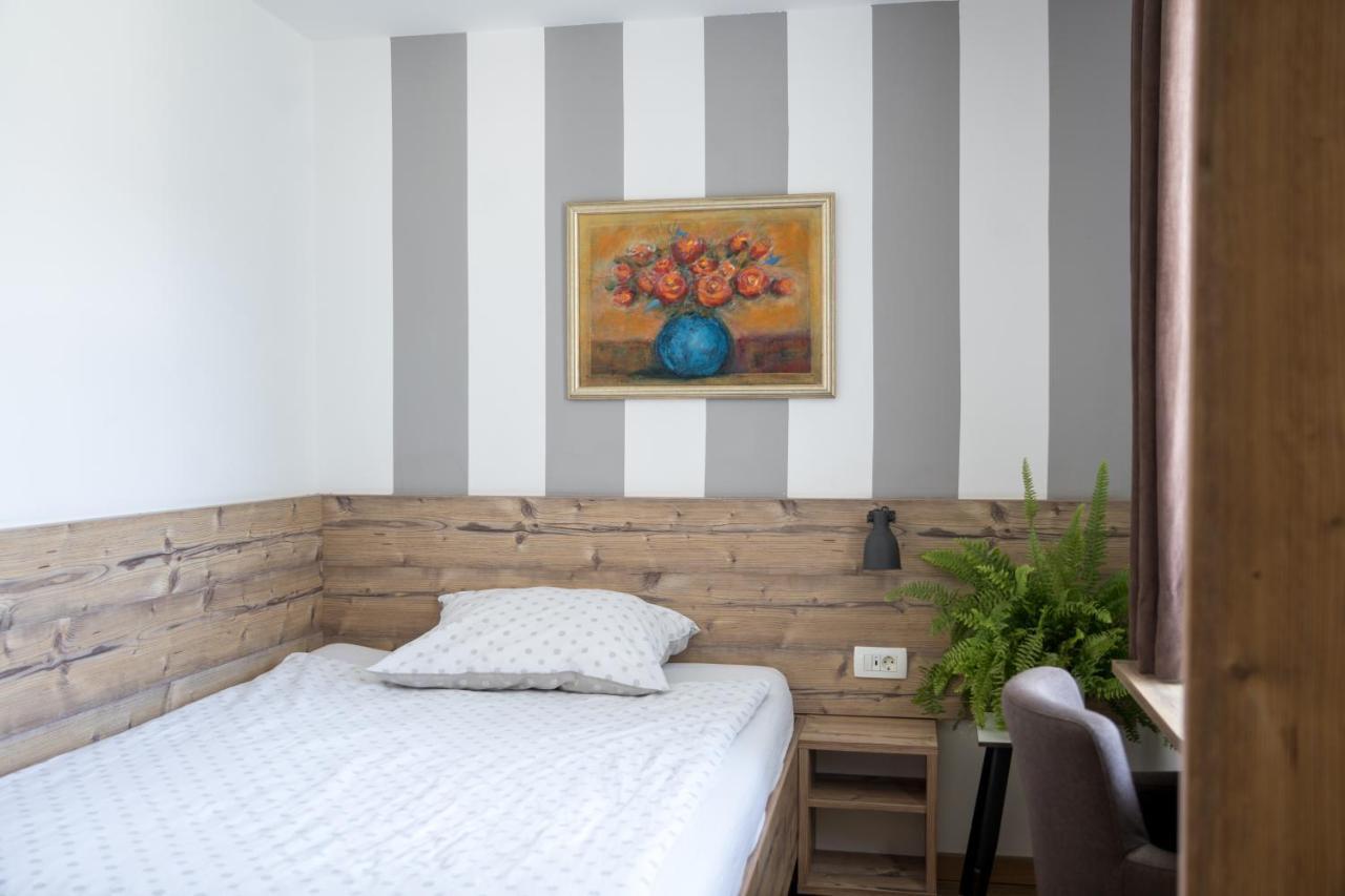 Hisa Poljana Rooms Prevalje Exterior foto