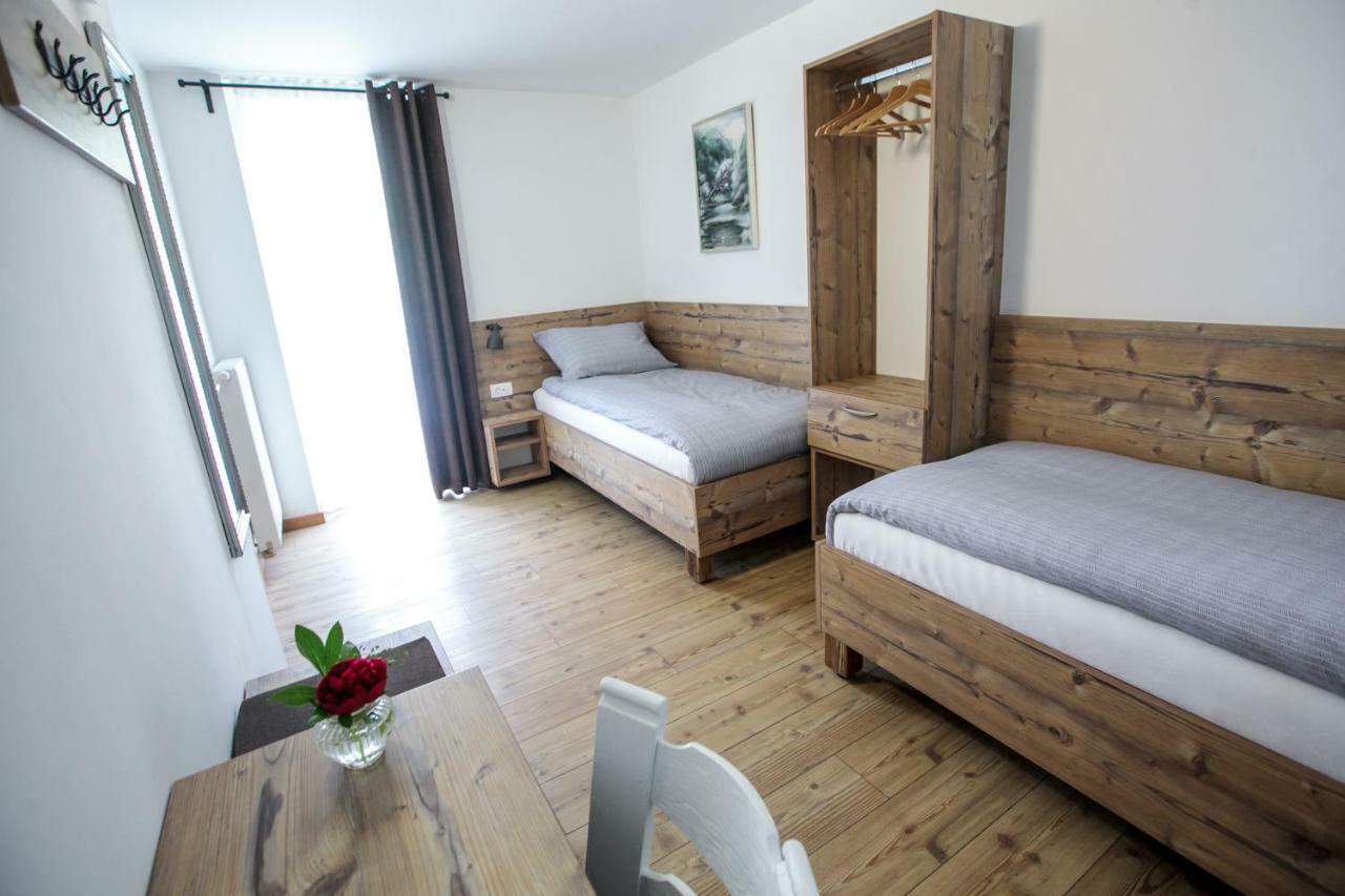 Hisa Poljana Rooms Prevalje Exterior foto