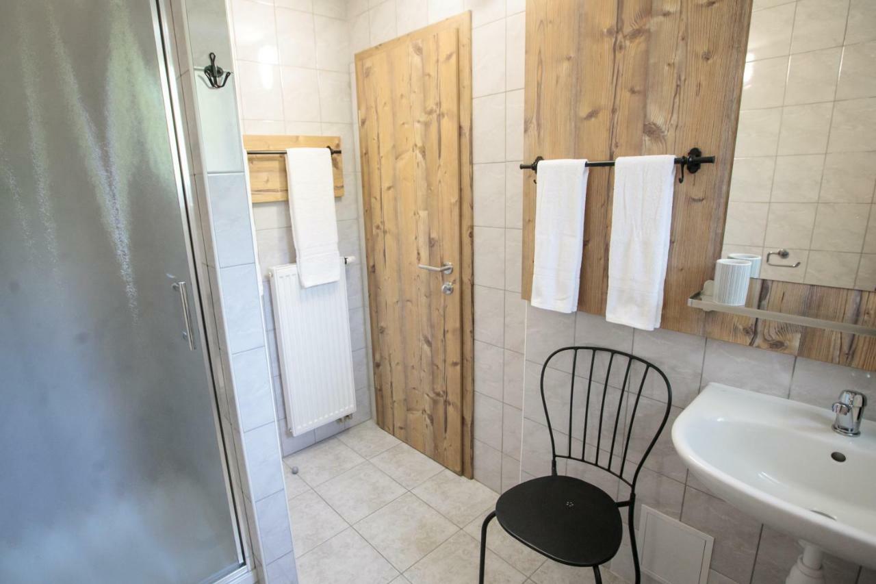 Hisa Poljana Rooms Prevalje Exterior foto