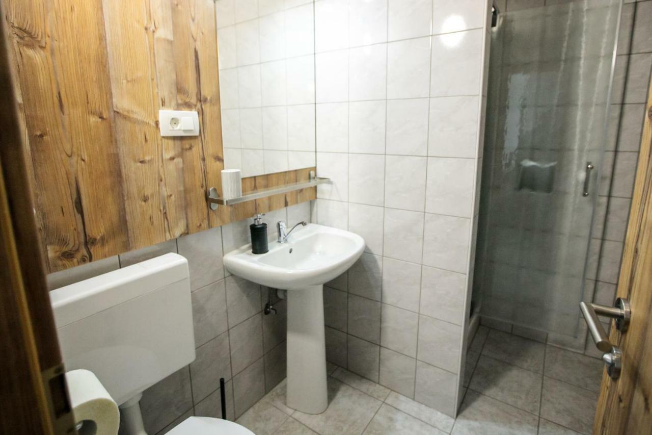 Hisa Poljana Rooms Prevalje Exterior foto