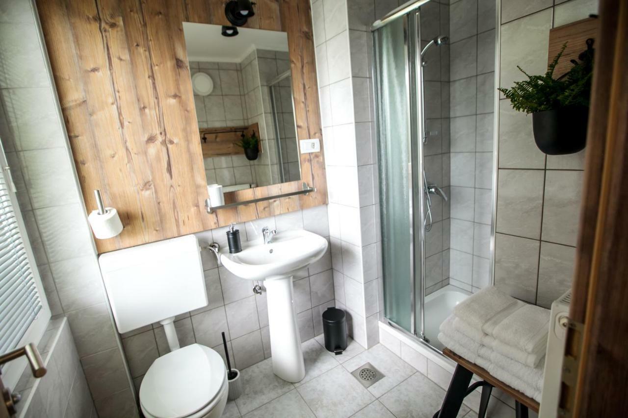 Hisa Poljana Rooms Prevalje Exterior foto